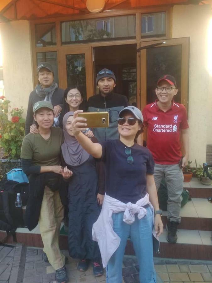 Medi Guest House Osh Exterior foto