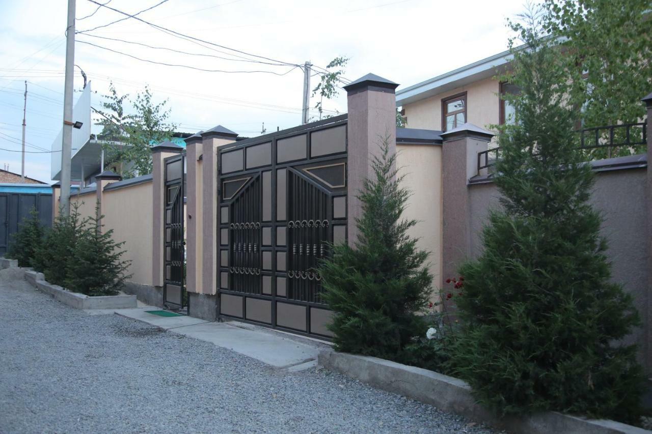 Medi Guest House Osh Exterior foto
